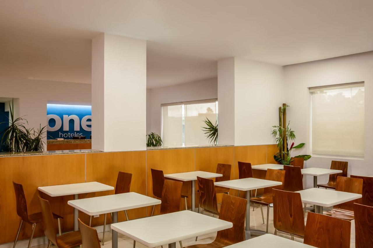 One Puebla Finsa Hotel Kültér fotó