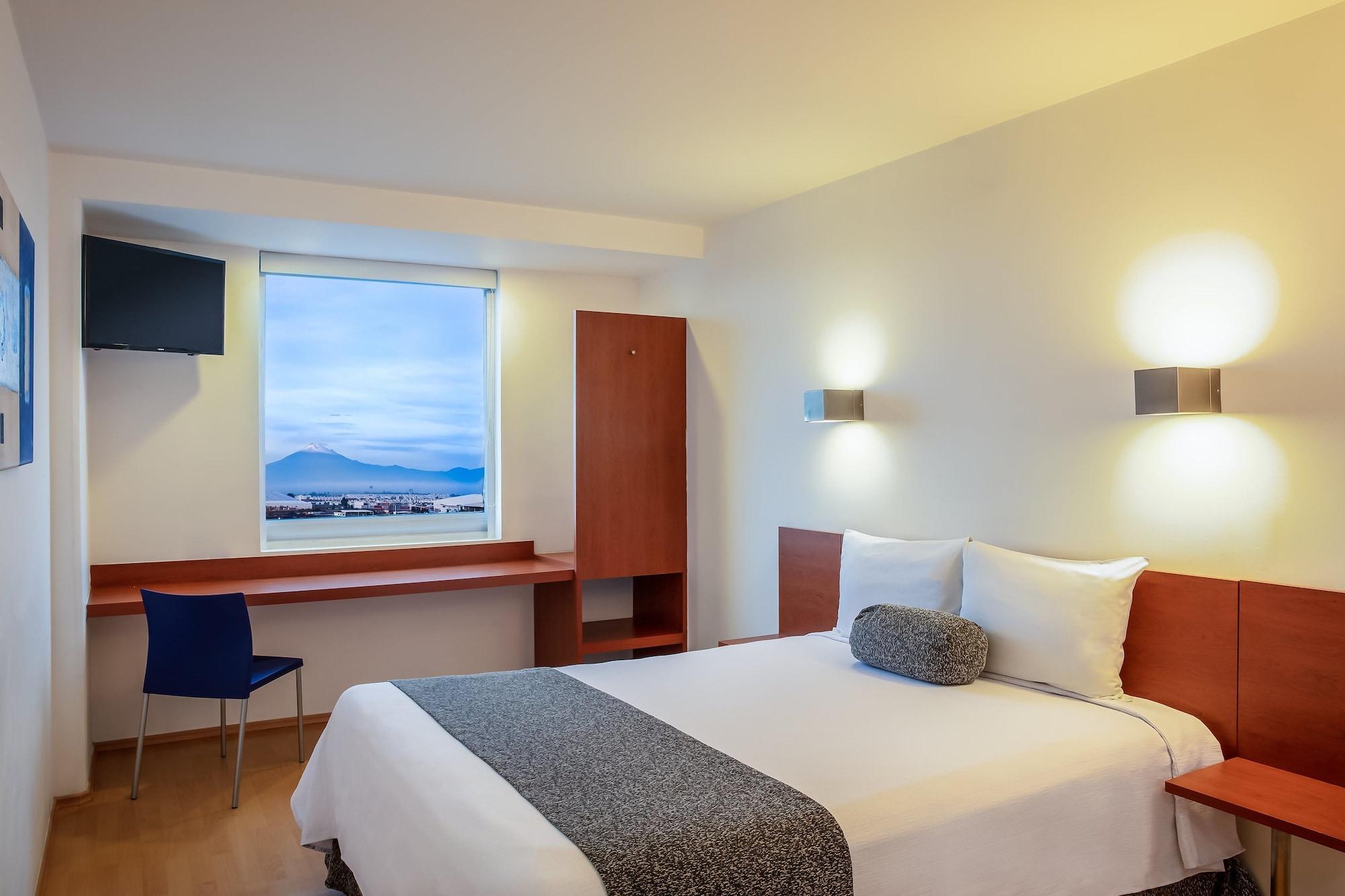 One Puebla Finsa Hotel Kültér fotó
