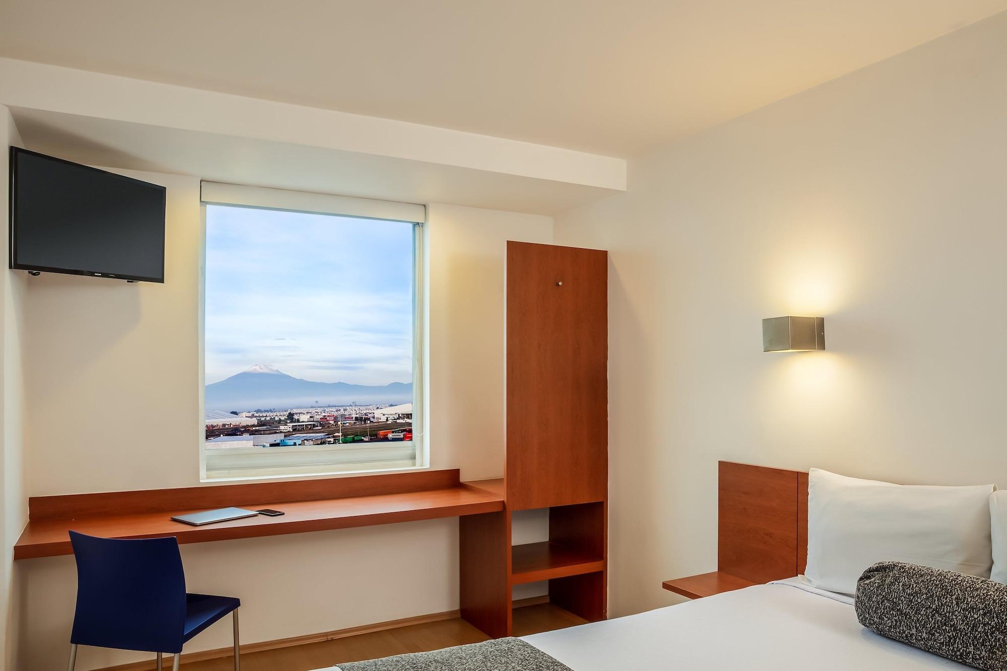 One Puebla Finsa Hotel Kültér fotó
