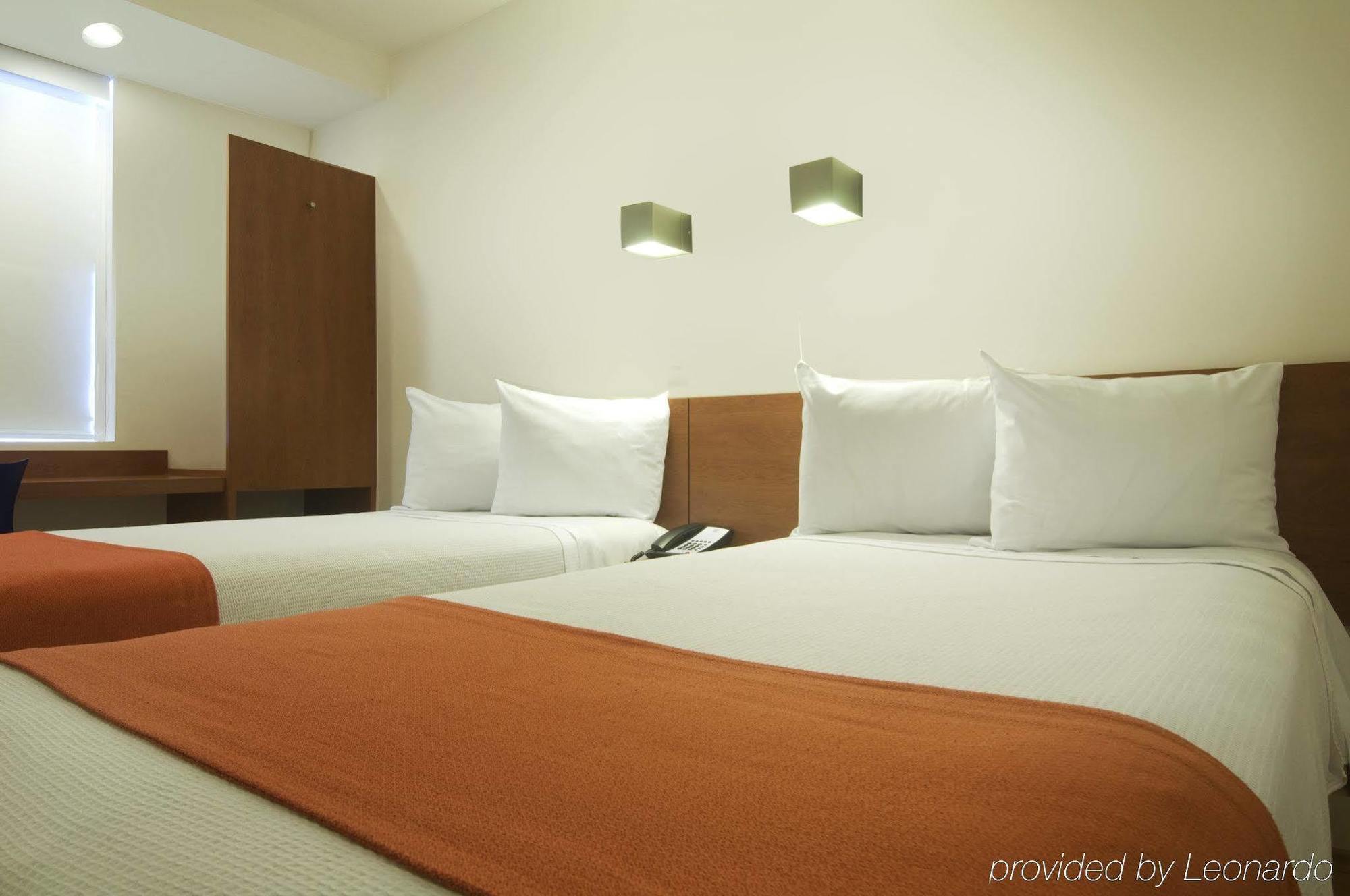 One Puebla Finsa Hotel Kültér fotó