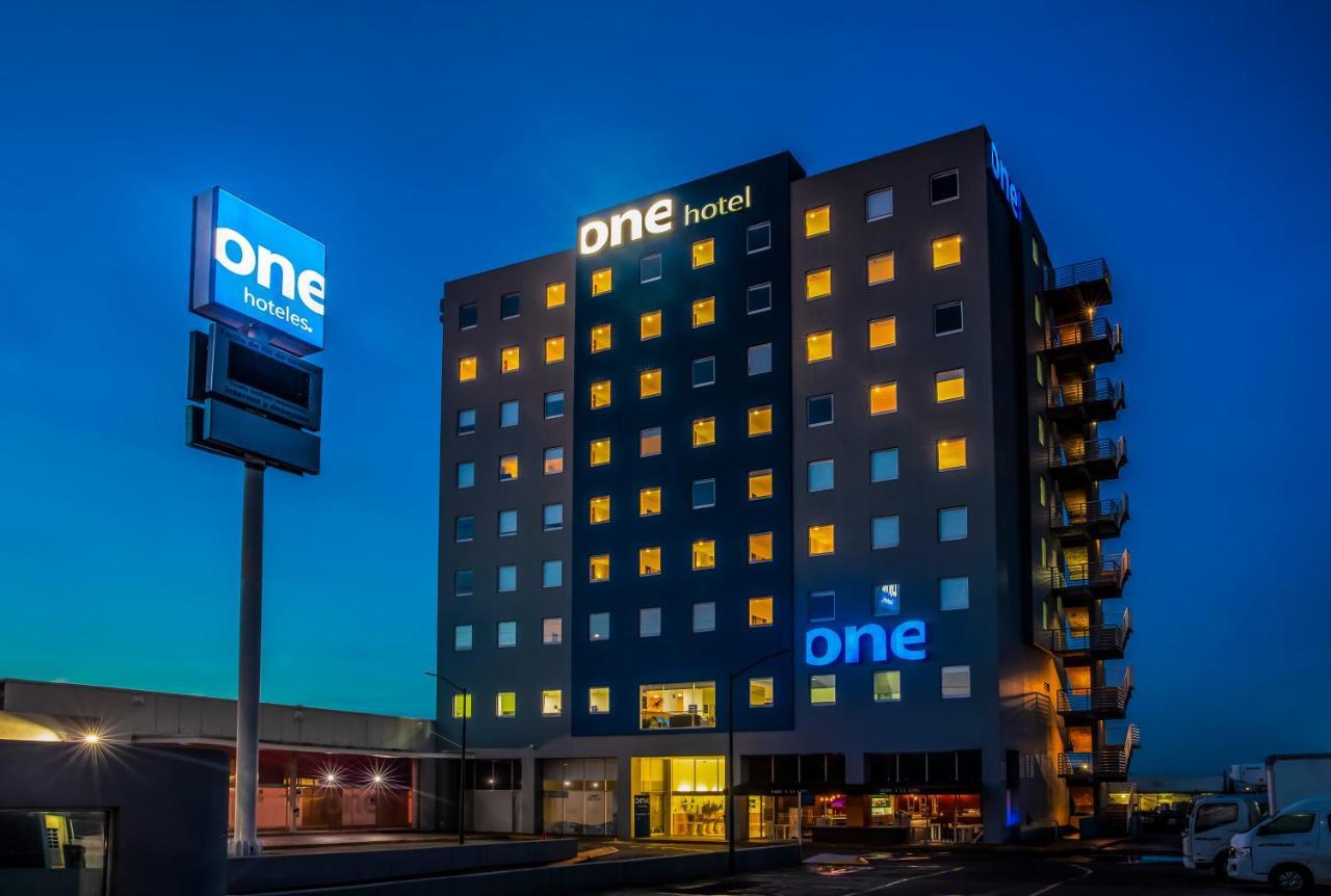 One Puebla Finsa Hotel Kültér fotó