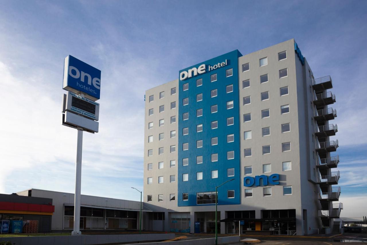 One Puebla Finsa Hotel Kültér fotó