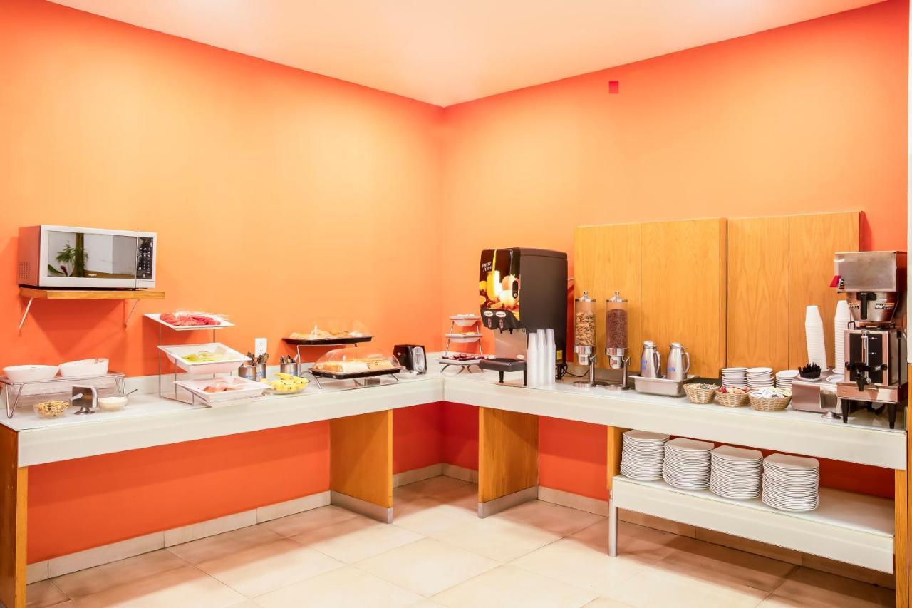 One Puebla Finsa Hotel Kültér fotó